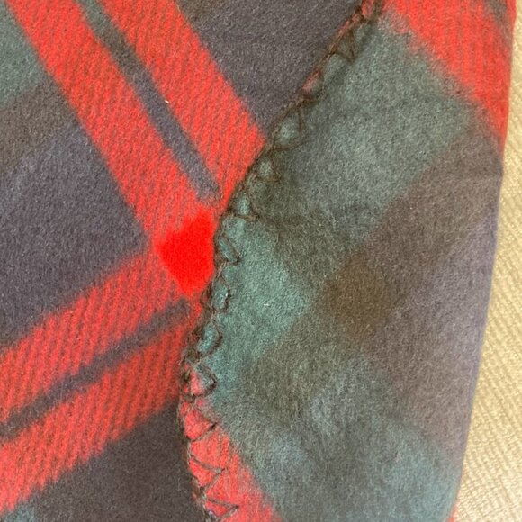 RM Auction Blanket Gull Wing Group Convention 5' x 4' Red & Black Plaid NEW - Picture 3 of 8